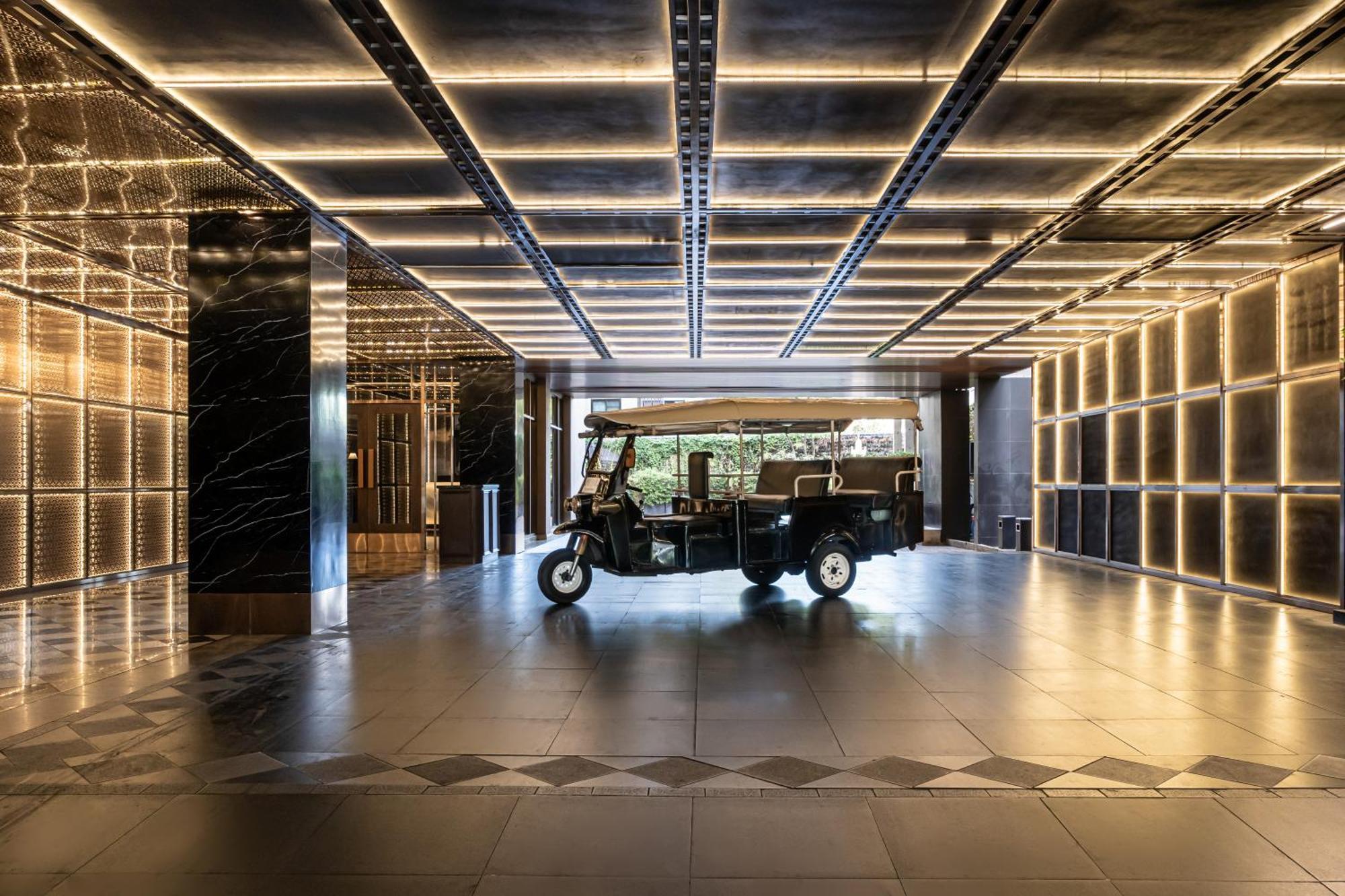 Metropolis Suites Bangkok, Tapestry Collection By Hilton Dış mekan fotoğraf