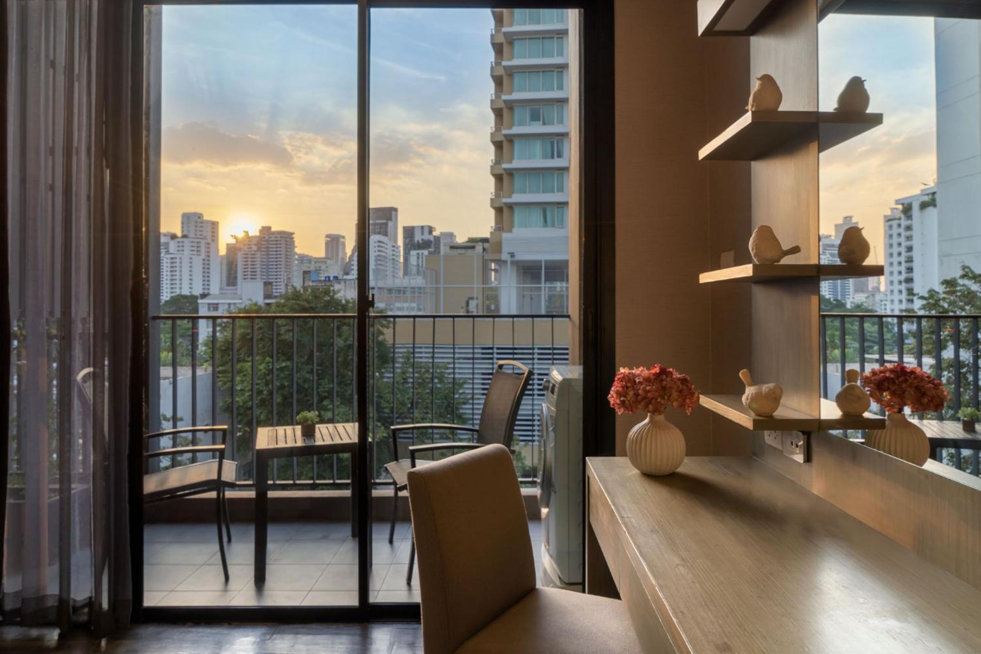Metropolis Suites Bangkok, Tapestry Collection By Hilton Dış mekan fotoğraf