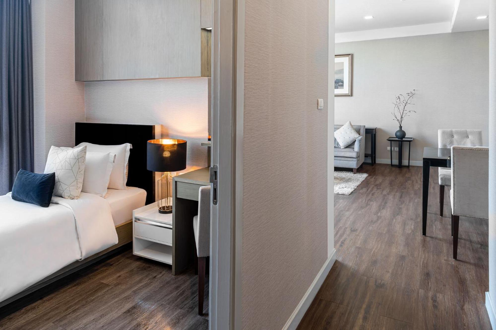 Metropolis Suites Bangkok, Tapestry Collection By Hilton Dış mekan fotoğraf