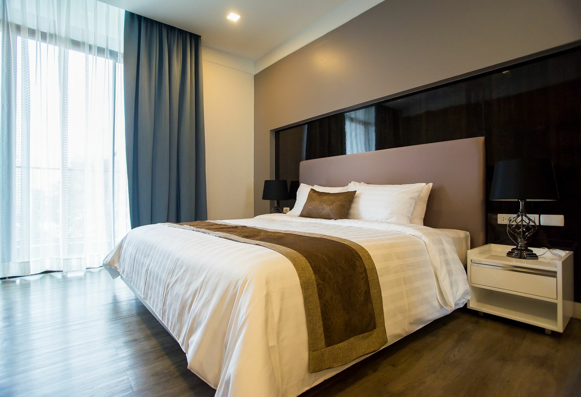 Metropolis Suites Bangkok, Tapestry Collection By Hilton Dış mekan fotoğraf