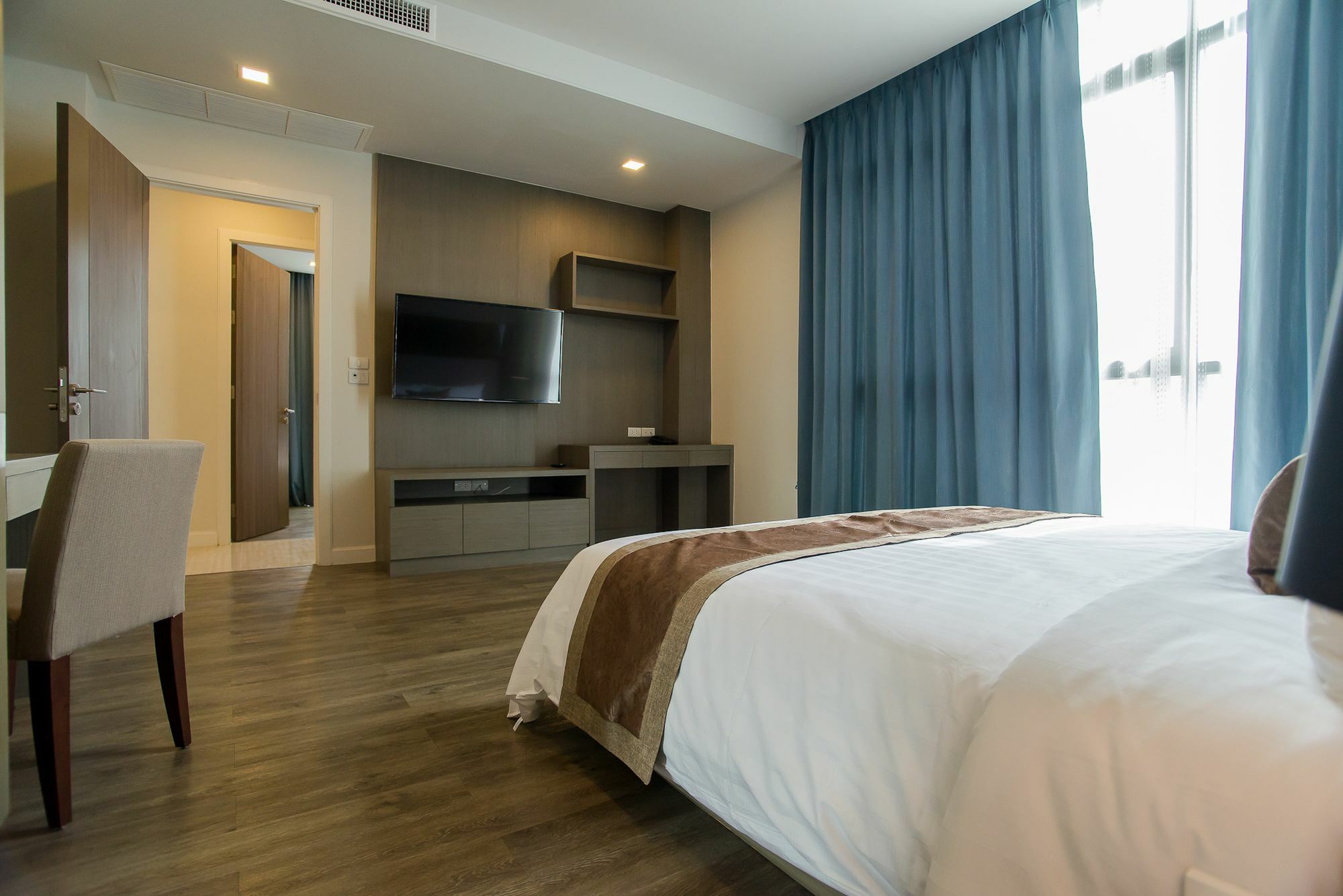 Metropolis Suites Bangkok, Tapestry Collection By Hilton Dış mekan fotoğraf
