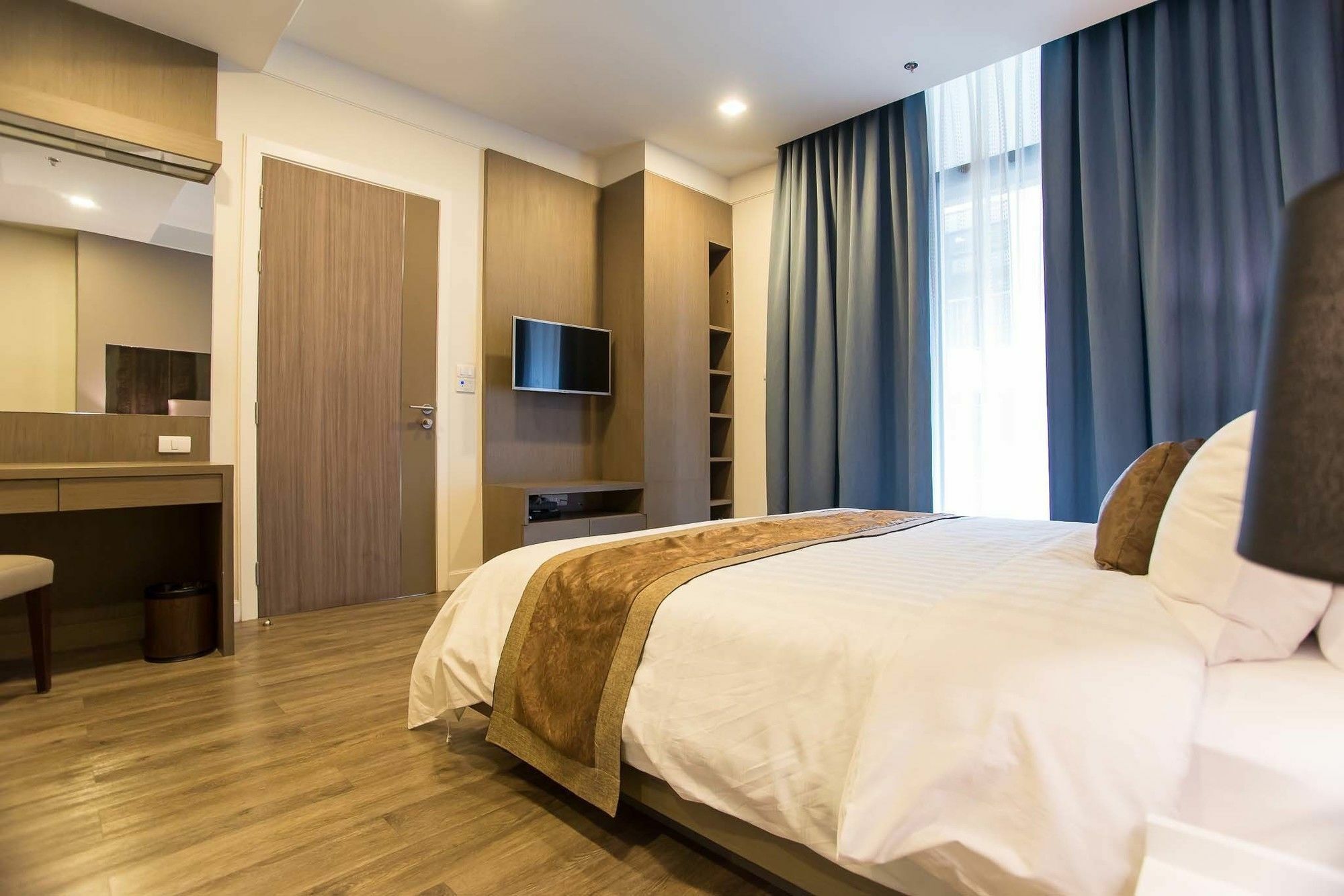 Metropolis Suites Bangkok, Tapestry Collection By Hilton Dış mekan fotoğraf
